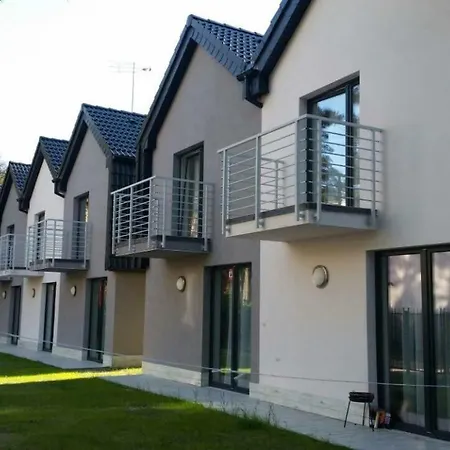 Milton Park Σπίτι διακοπών Pobierowo